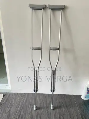 Photo - Auxiliary Crutches \እጅ መያዣዉ ይመቻል ኮንፈርት አለዉ/Crutches:Crunch