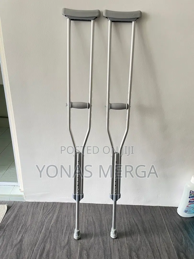 Auxiliary Crutches \እጅ መያዣዉ ይመቻል ኮንፈርት አለዉ/Crutches:Crunch