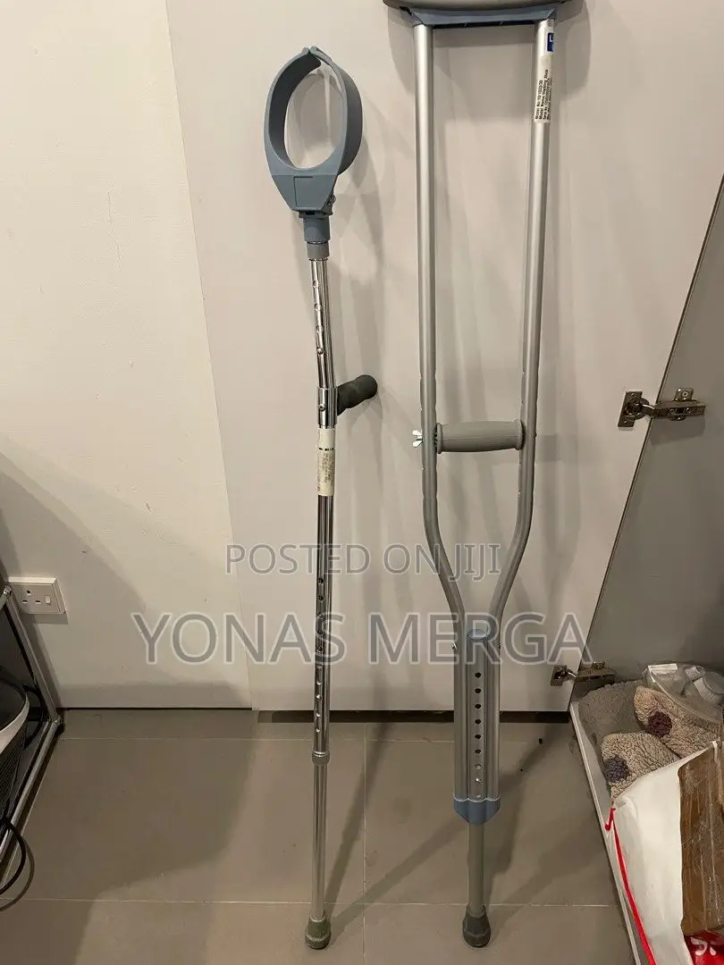 Crutches =Crunch*Cranch!ክራንች*በቅናሽ ዋጋ /Crutches-አጀስቴብል/Crunch