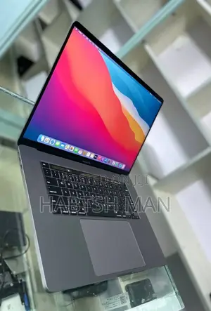 New Laptop Apple MacBook Pro 2019 32GB Intel Core i9 SSD 1T