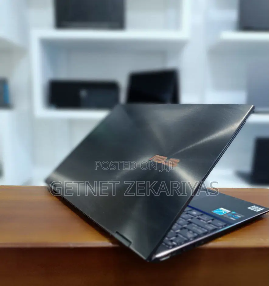 New Laptop Asus ZenBook Flip S UX370UA 16GB Intel Core I7 SSD 1T