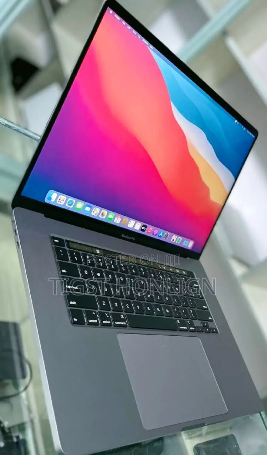 New Laptop Apple MacBook Pro 2019 32GB Intel Core I9 SSD 1T