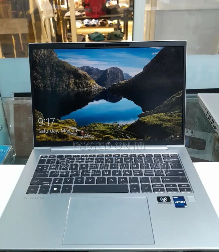 New Laptop HP EliteBook 840 G9 16GB Intel Core I5 SSD 512GB