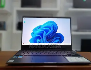 New Laptop Asus Zenbook 14 UX434 16GB Intel Core I7 SSD 1T