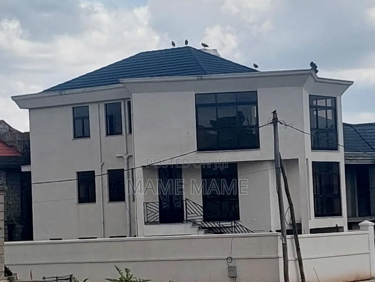 7bdrm House in Addis Abeba, Bole for sale