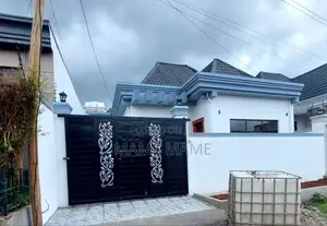 3bdrm Villa in Addis Abeba, Bole for sale