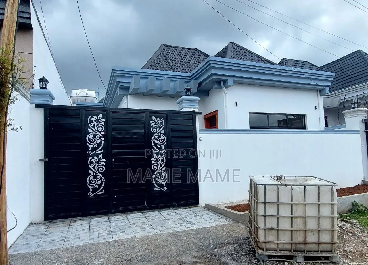 3bdrm Villa in Addis Abeba, Bole for sale