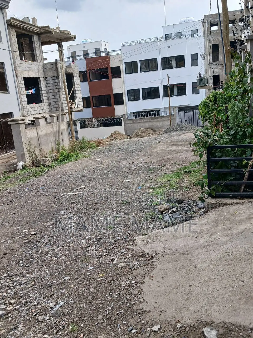 6bdrm House in Addis Abeba, Bole for sale