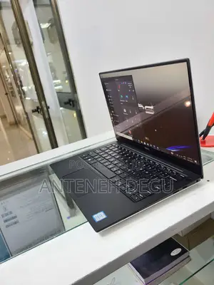 New Laptop Dell XPS 13 16GB Intel Core I7 SSD 512GB