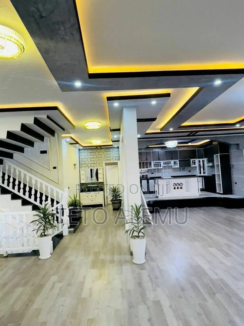 6bdrm House in የሚሸጥ ቤት ሰሚት, Bole for sale