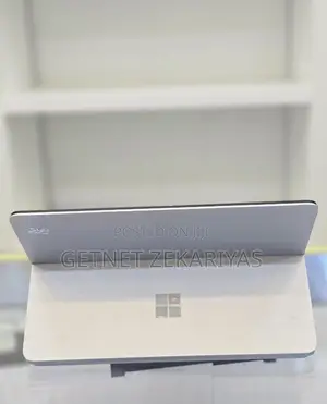 New Laptop Microsoft Surface 32GB Intel Core I7 SSD 1T