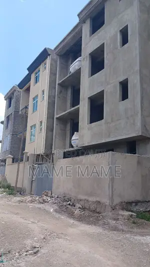 6bdrm House in Addis Abeba, Bole for sale
