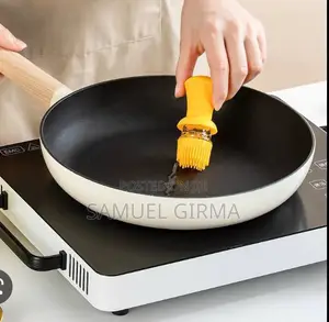 Photo - ~Integrated Brushing and Pouring Seasoning Bottle