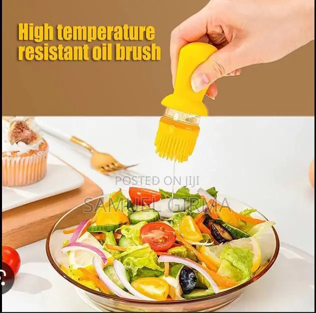 ~Integrated Brushing and Pouring Seasoning Bottle