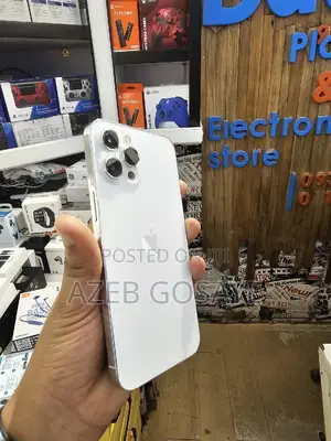 Photo - Apple iPhone 12 Pro Max 256 GB White