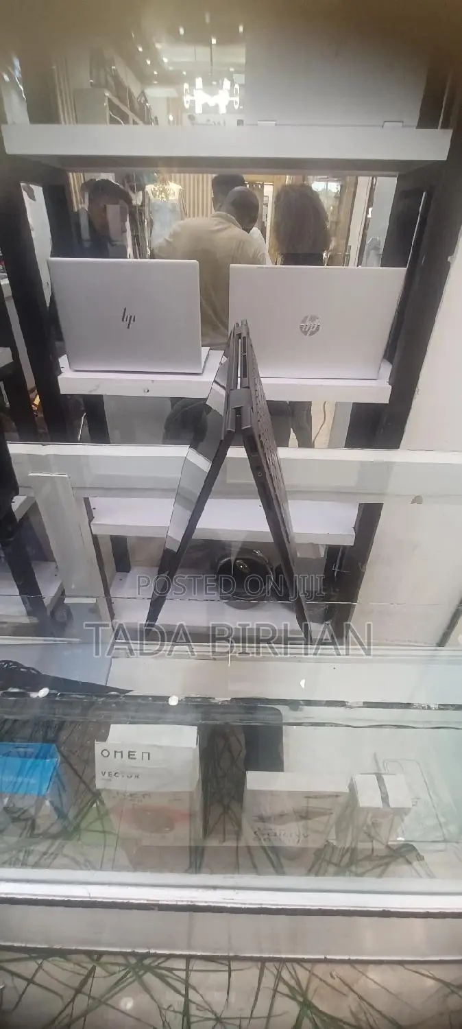 New Laptop HP Envy X360 16GB AMD Ryzen 5 SSD 512GB