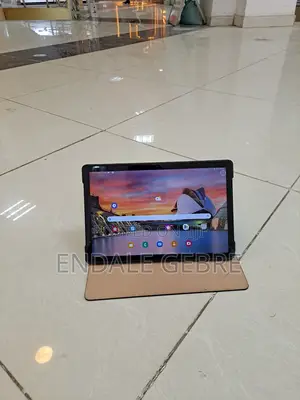 Photo - New Samsung Galaxy Tab A8 10.5 (2021) 4 GB Gray