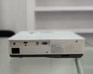 Sony VPL-DX221 Projector