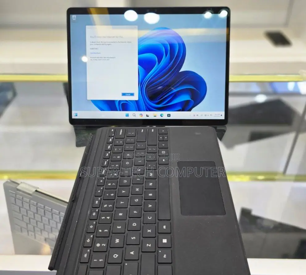 New Laptop Microsoft Surface Pro 9 16GB Intel Core I5 SSD 256GB