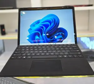 New Laptop Microsoft Surface Pro 9 8GB Intel Core I7 SSD 256GB