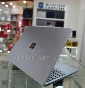 New Laptop Microsoft Surface Go 8GB Intel Core I5 SSD 512GB