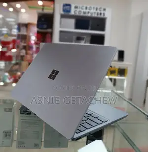 New Laptop Microsoft Surface 8GB Intel Core I5 SSD 512GB