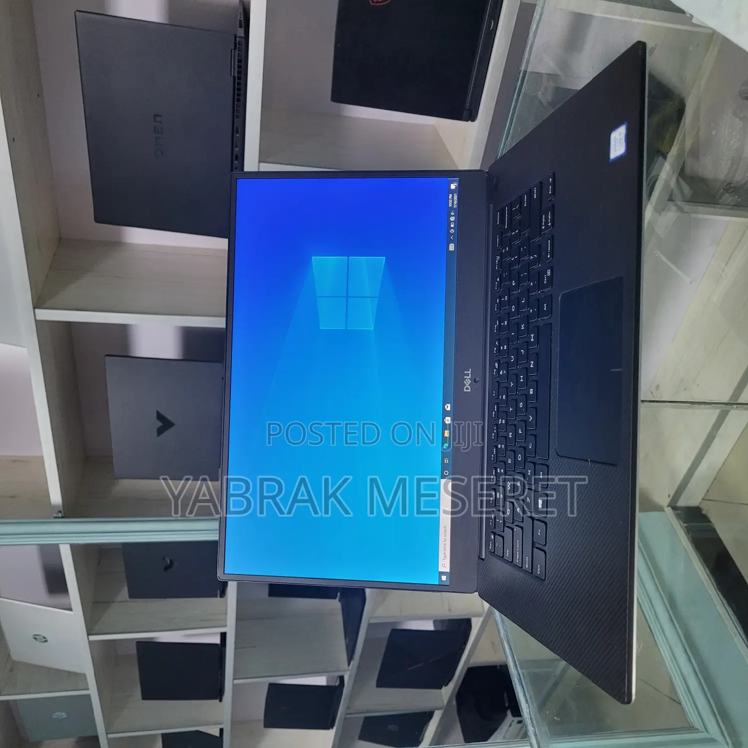 New Laptop Dell XPS 15 16GB Intel Core I9 SSD 512GB