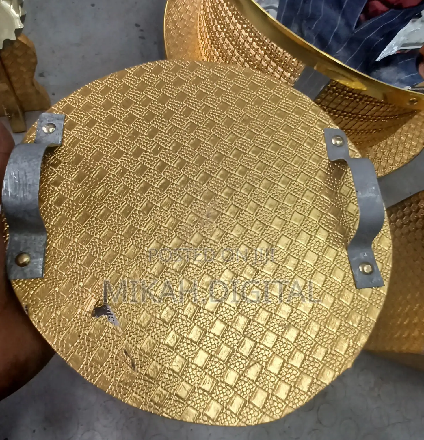 Golden Silver Circular Rekebot ከነ ሙሉ እቃው