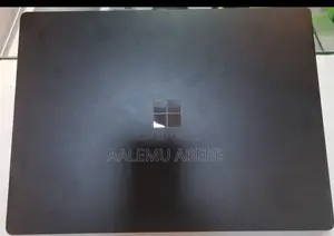 New Laptop Microsoft Surface 16GB Intel Core I7 SSD 1T