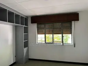 4bdrm House in Addis Abeba, Bole for sale