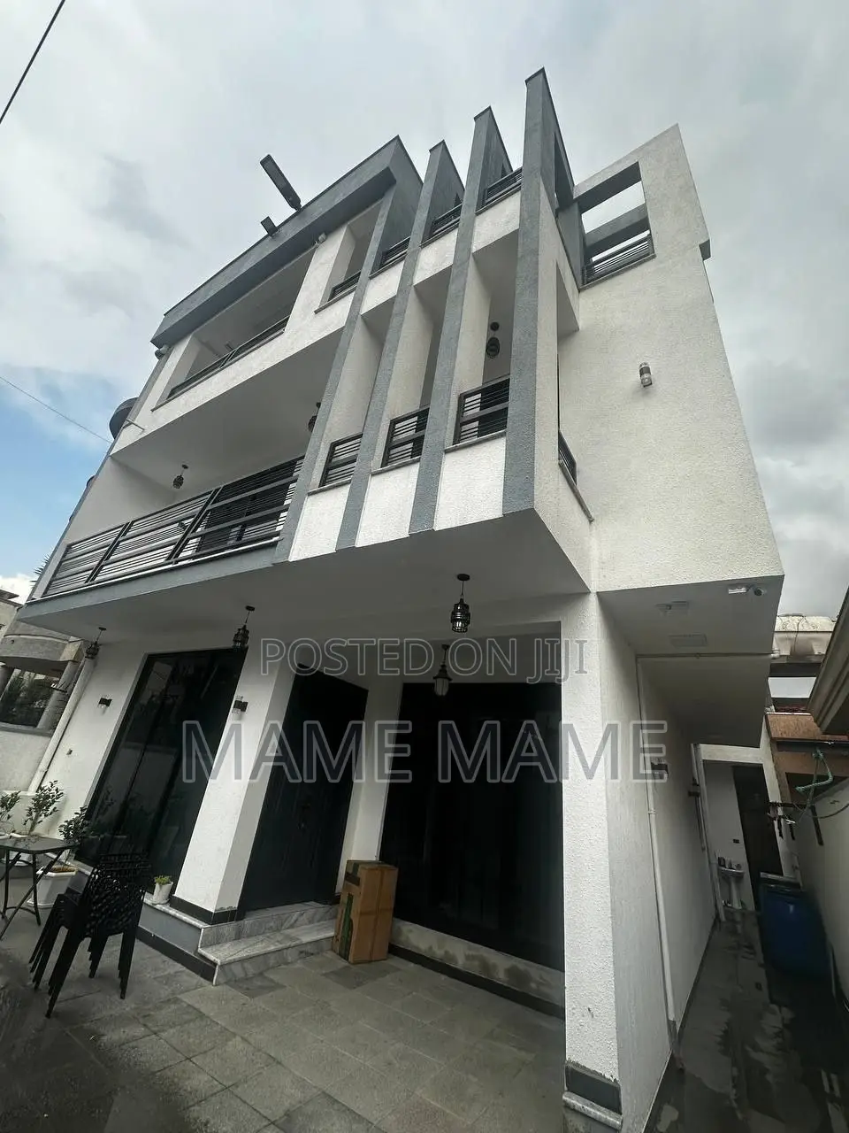 4bdrm House in Addis Abeba, Bole for sale