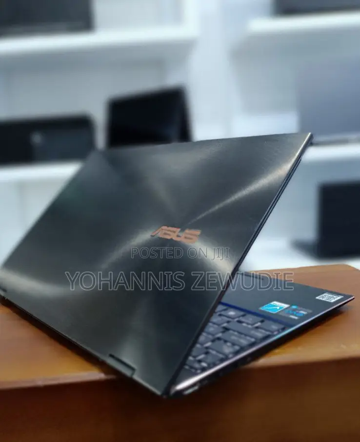 New Laptop Asus ZenBook Flip S UX370UA 16GB Intel Core I7 SSD 1T