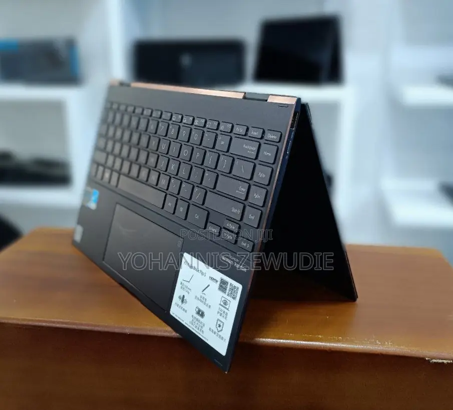 New Laptop Asus ZenBook Flip S UX370UA 16GB Intel Core I7 SSD 1T