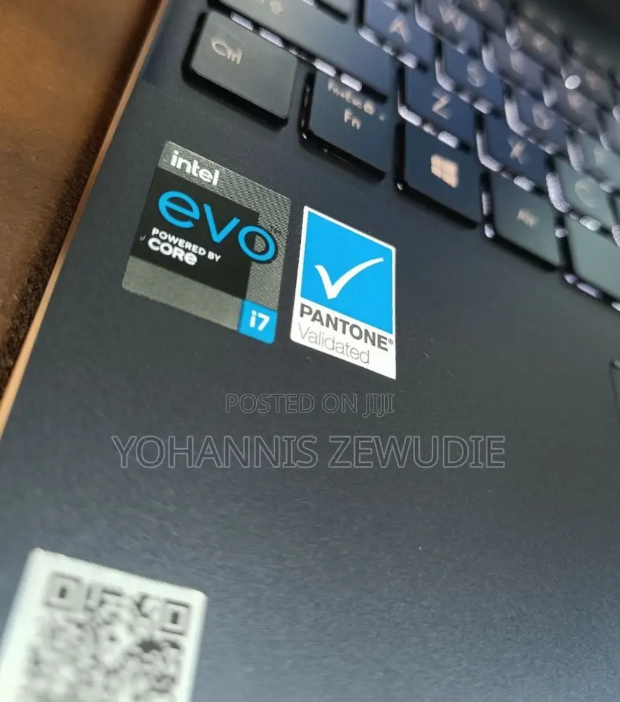 New Laptop Asus ZenBook Flip S UX370UA 16GB Intel Core I7 SSD 1T