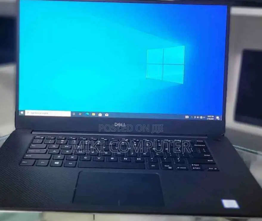 New Laptop Dell Precision 15 3541 16GB Intel Core I9 SSD 512GB