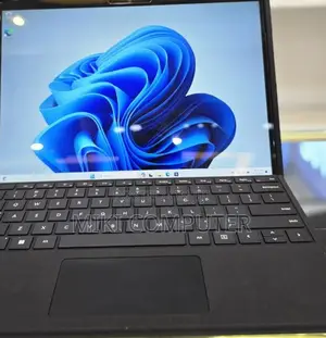 Photo - New Laptop Microsoft Surface Pro 9 16GB Intel Core I7 SSD 256GB