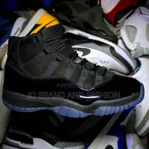 Photo - Air #Jordan 11 "#Cap Gown" #High Master Quality Shoes
