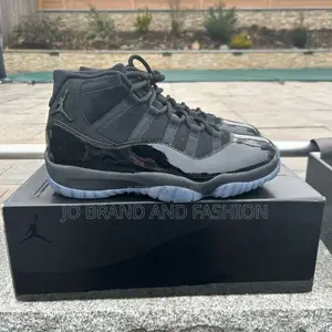 Photo - Air #Jordan 11 "#Cap Gown" #High Master Quality Shoes