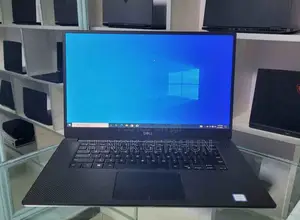 New Laptop Dell Precision 15 3520 16GB Intel Core I7 SSD 512GB