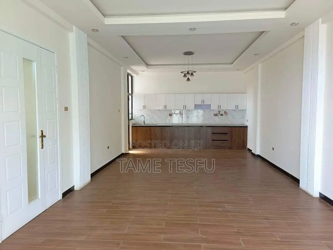 Furnished 5bdrm House in Figa, Bole for sale