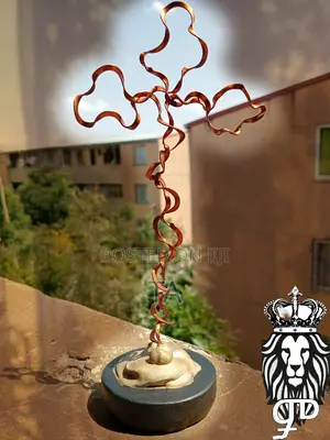 Photo - Unique Cross