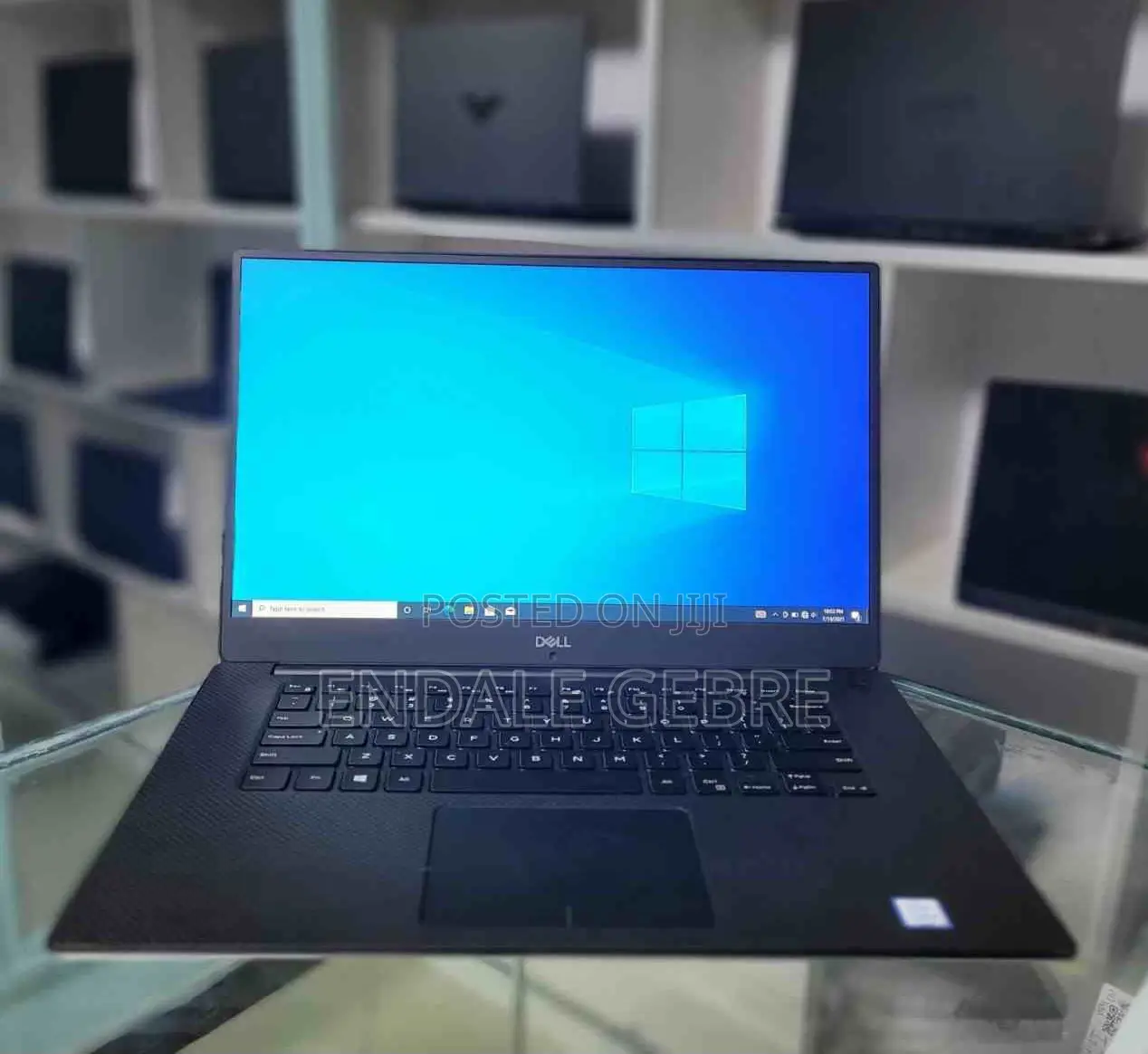 New Laptop Dell Precision 15 3520 16GB Intel Core I9 SSD 512GB