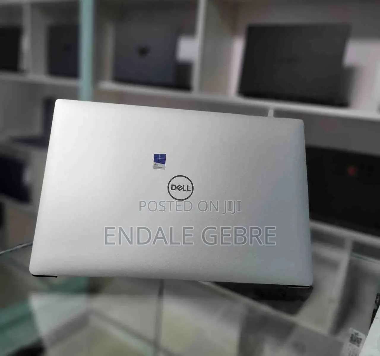 New Laptop Dell Precision 15 3520 16GB Intel Core I7 SSD 512GB