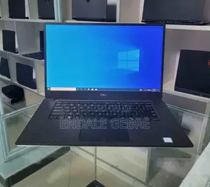 New Laptop Dell Precision 15 3520 16GB Intel Core I7 SSD 512GB