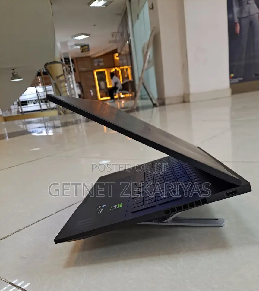 New Laptop HP Omen 16 16GB Intel Core I9 SSD 1T