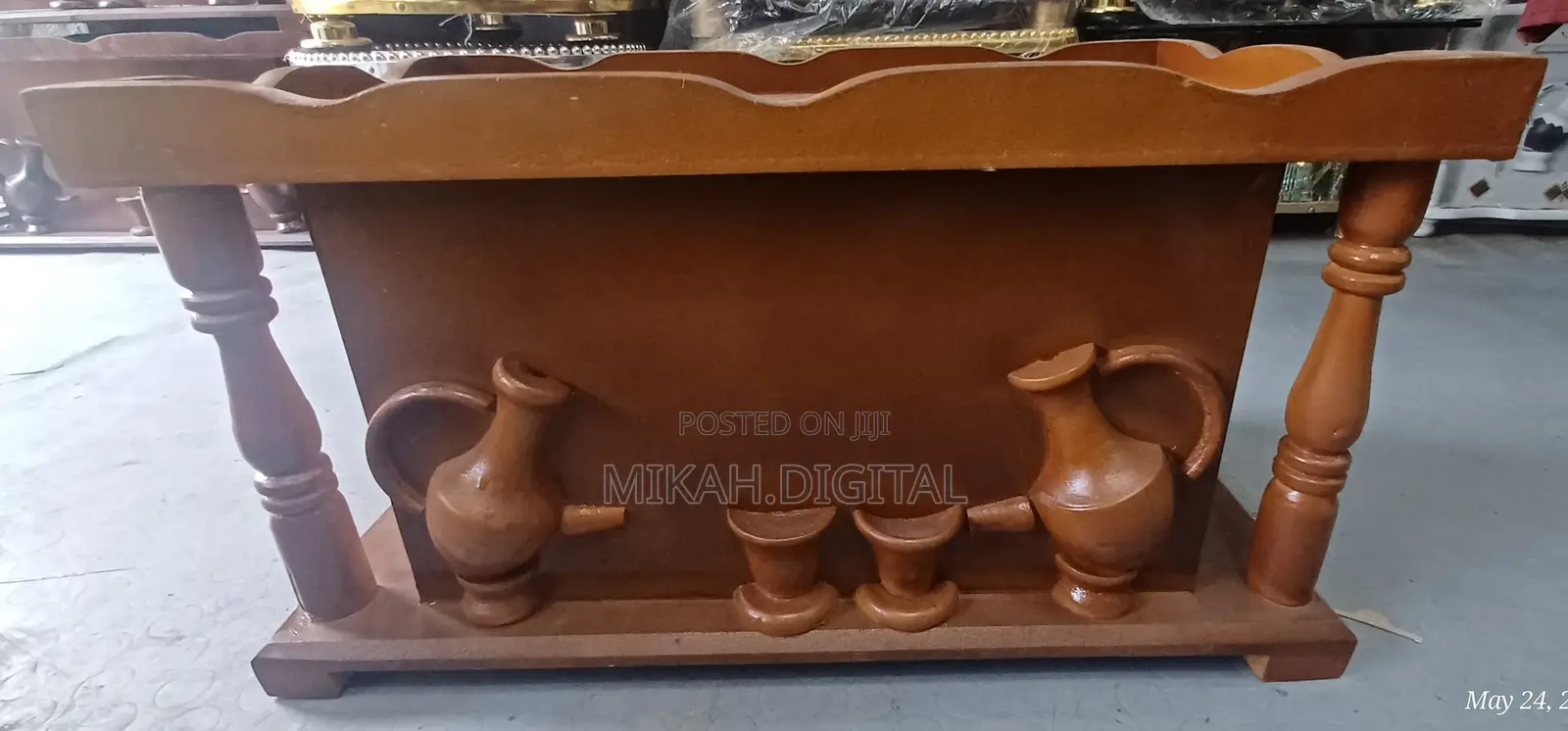 Hand Carved White Brown Plywood Rekebot