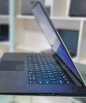 New Laptop Dell Precision 15 5510 16GB Intel Core I7 SSD 512GB