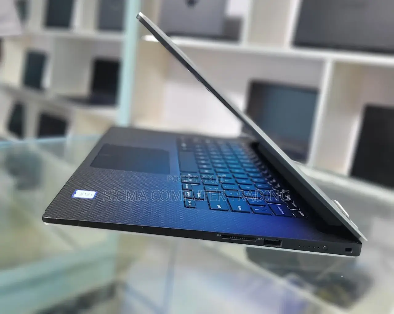 New Laptop Dell Precision 15 3520 16GB Intel Core I9 SSD 512GB