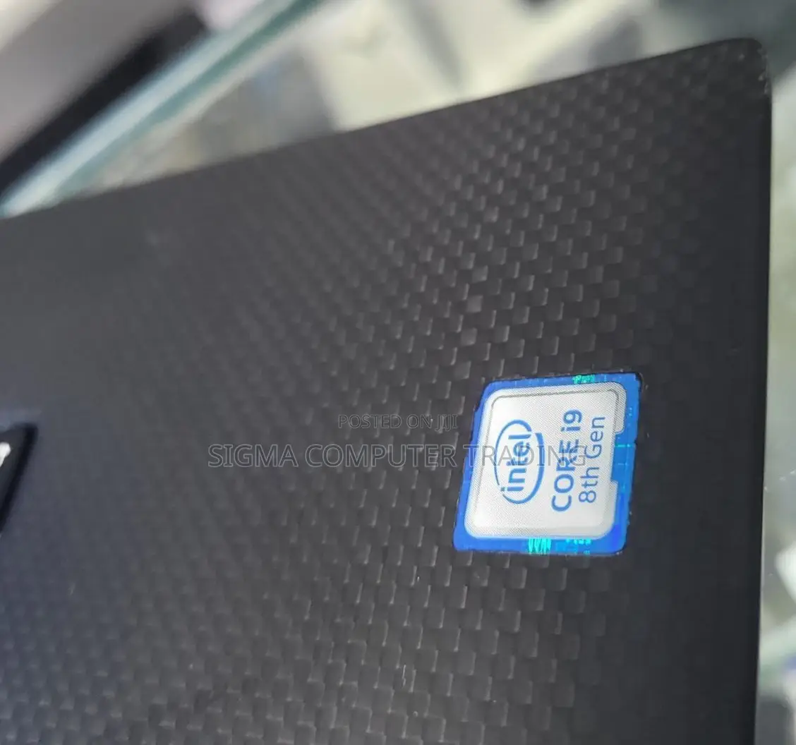 New Laptop Dell Precision 15 3520 16GB Intel Core I9 SSD 512GB