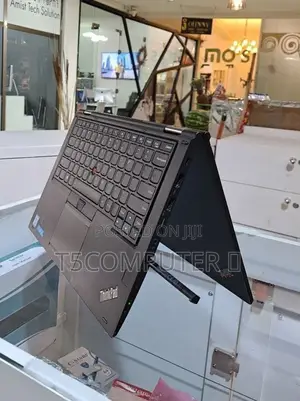 New Laptop Lenovo Yoga 260 8GB Intel Core I5 SSD 512GB